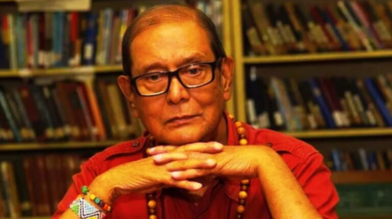 তাঁর প্রেম-দ্রোহ-দুঃখের জলে আগুন জ্বলেছিল